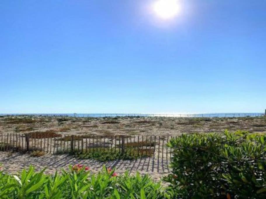 Villa Face A La Mer Sur Le Sable 8 Clim A L'Etage Le Barcarès Dış mekan fotoğraf