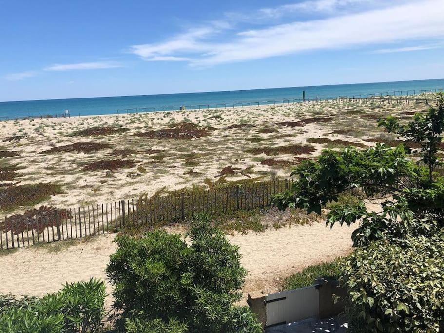 Villa Face A La Mer Sur Le Sable 8 Clim A L'Etage Le Barcarès Dış mekan fotoğraf